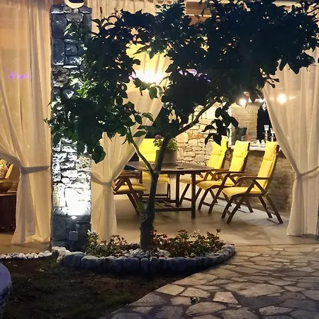 Villa Byblos Luxury *
