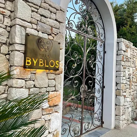 Βίλα Byblos Luxury *
