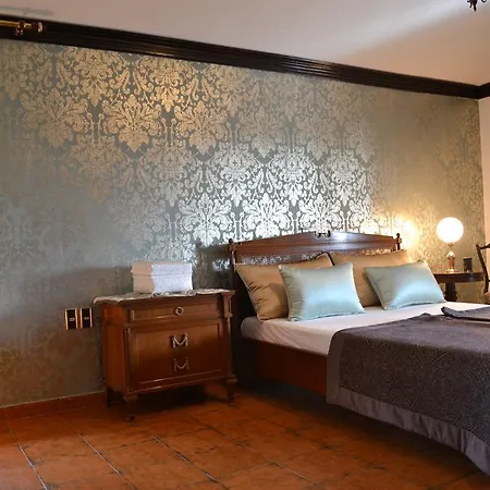 Villa Byblos Luxury *